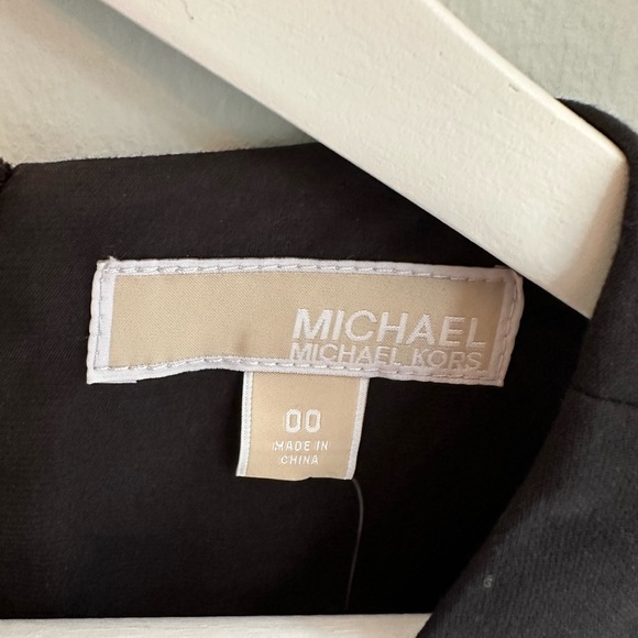 MICHAEL Michael Kors Sleeveless Peplum Dress - Picture 4 of 5